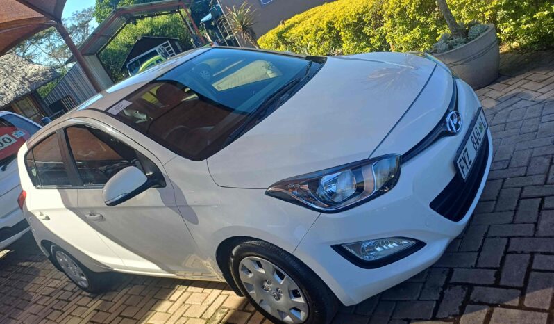 2013 HYUNDAI i20 1.4 FLUID FOR SALE AT TRIO MOTORS TZANEEN IN LIMPOPO full