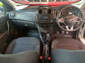 2019 RENAULT SANDERO 900T EXPRESSION FOR SALE AT TRIO MOTORS TZANEEN IN LIMPOPO