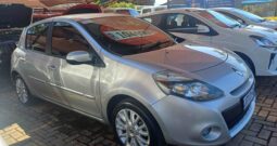 2010 RENAULT CLIO III 1.6 DYNAMIQUE FOR SALE AT TRIO MOTORS TZANEEN IN LIMPOPO