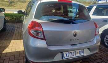 2010 RENAULT CLIO III 1.6 DYNAMIQUE FOR SALE AT TRIO MOTORS TZANEEN IN LIMPOPO full